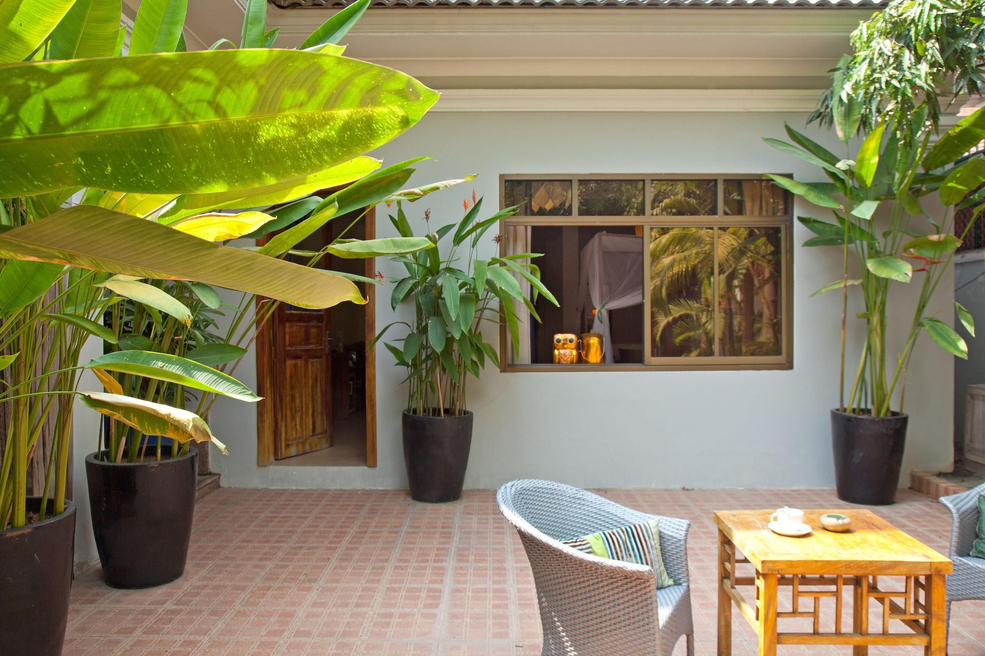 The Pavilion Phnom Pen Exterior foto
