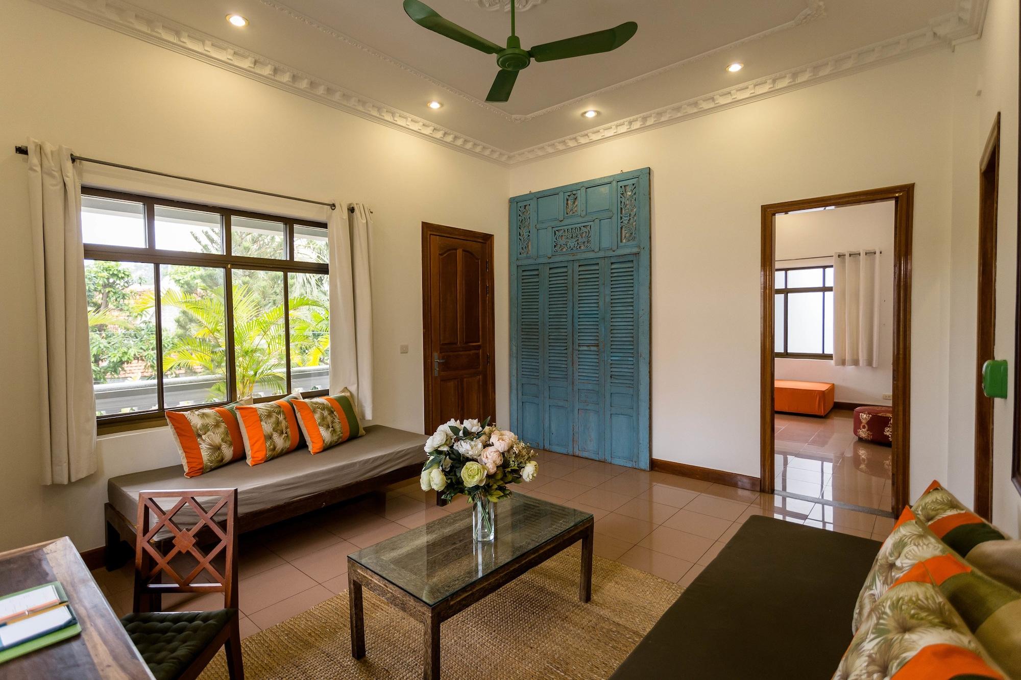 The Pavilion Phnom Pen Exterior foto