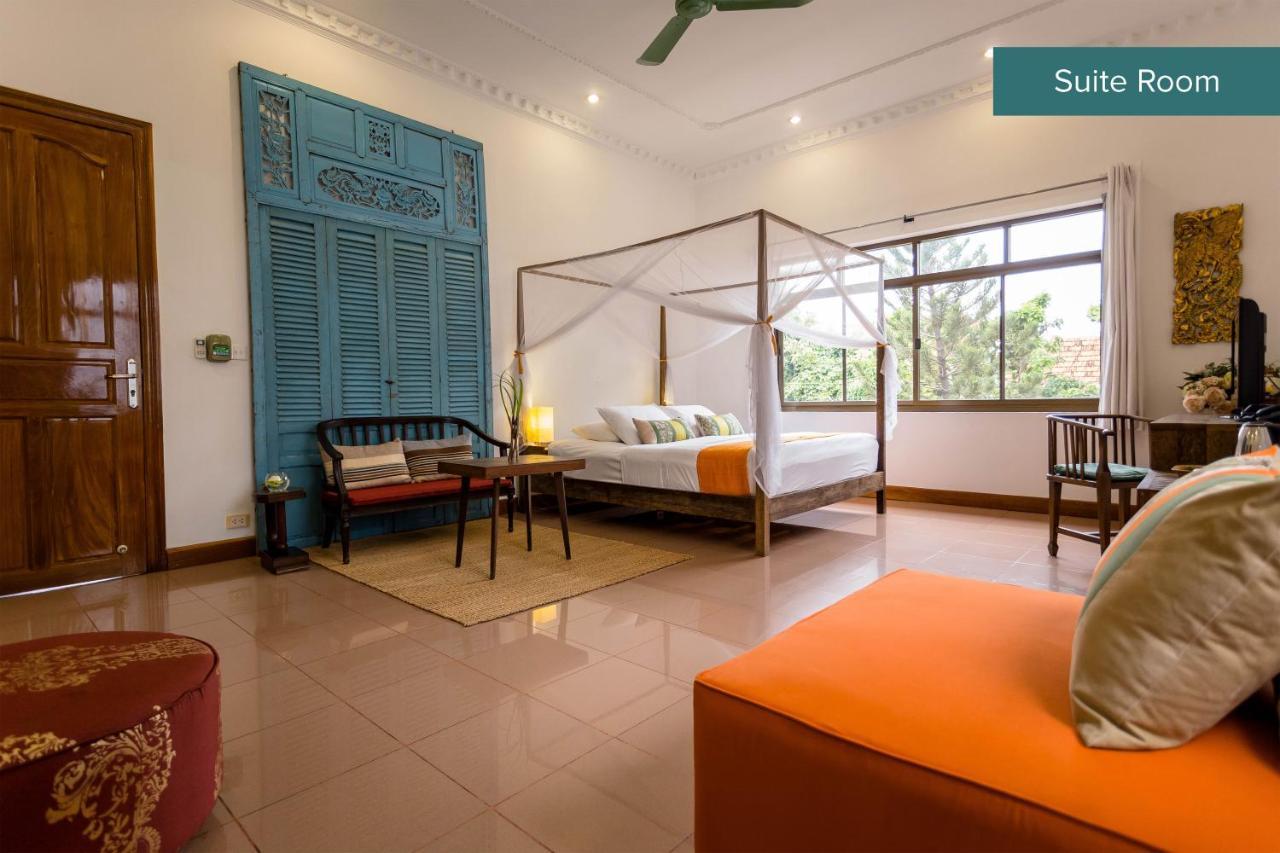 The Pavilion Phnom Pen Exterior foto